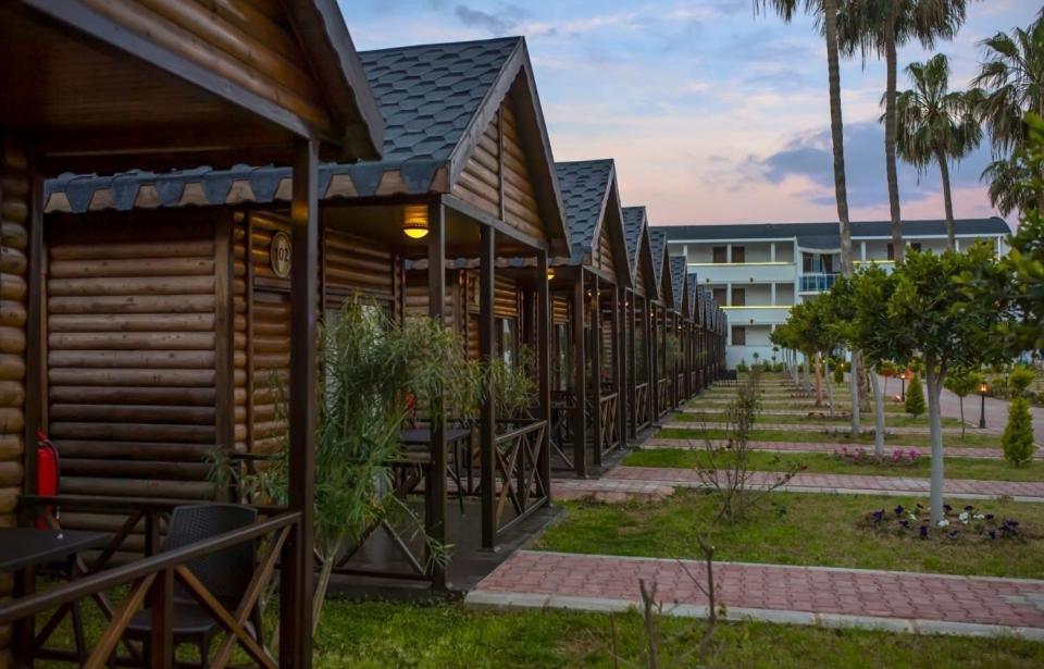 Lord Marina Hotel & Bungalows Alanya Exteriör bild